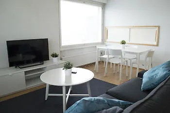 Helsinki Rentals Everstinkuja הלסינקי